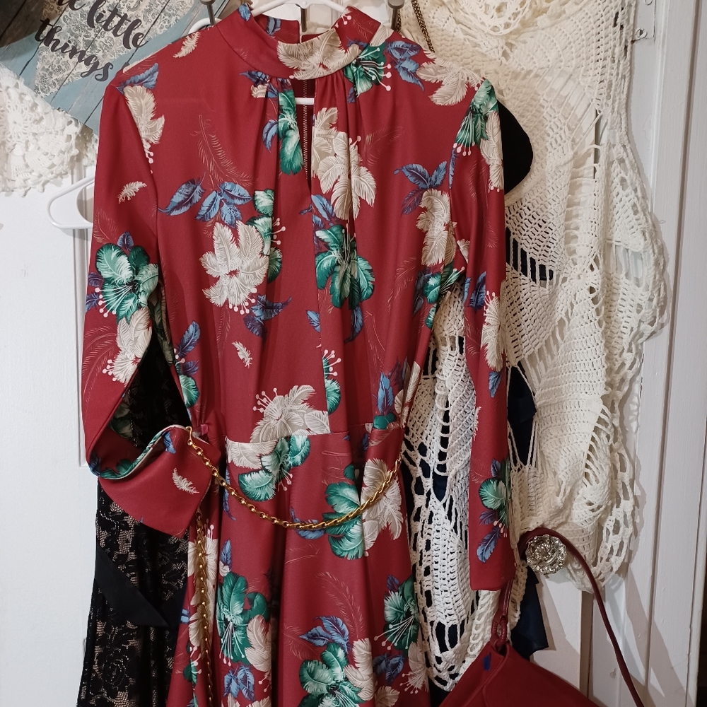 1970's True Red/Floral Vintage Dress with Gold Tone Belt.